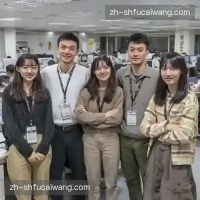 史彤谨